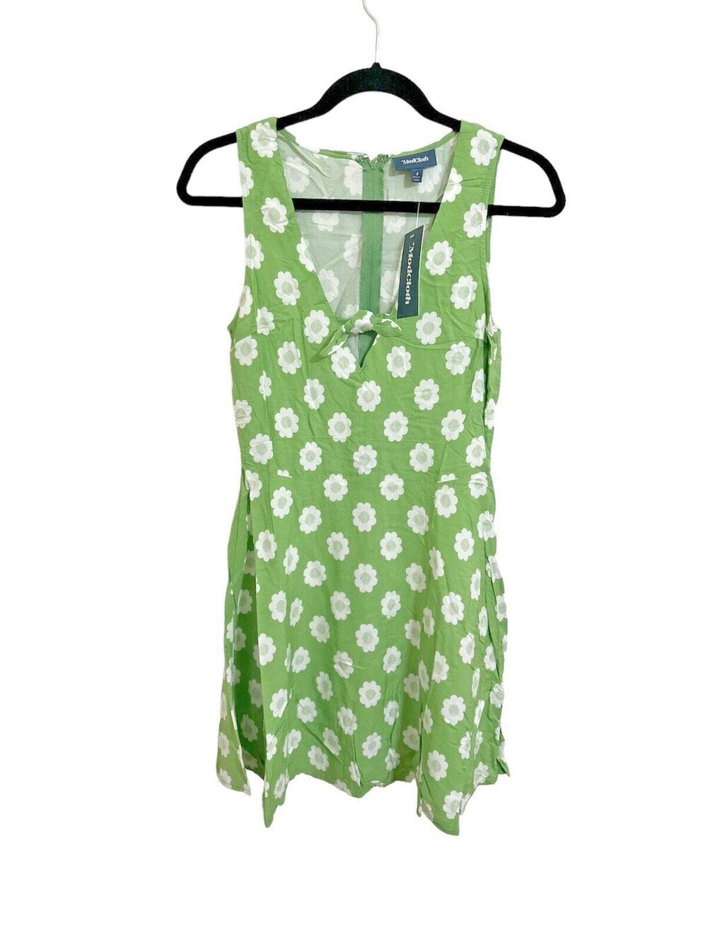 NEW ModCloth Dress Womens Size 4 Marketing My Words Daisy Sleeveless Floral Mini